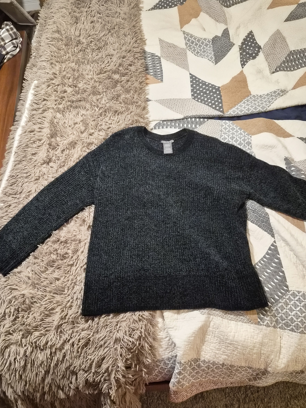 Matty M Chenille Crewneck Sweater — DEEP Forest Green
